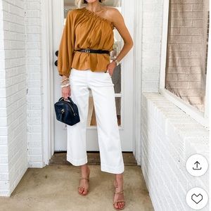 Evereve One-Shoulder Mustard Blouson Top